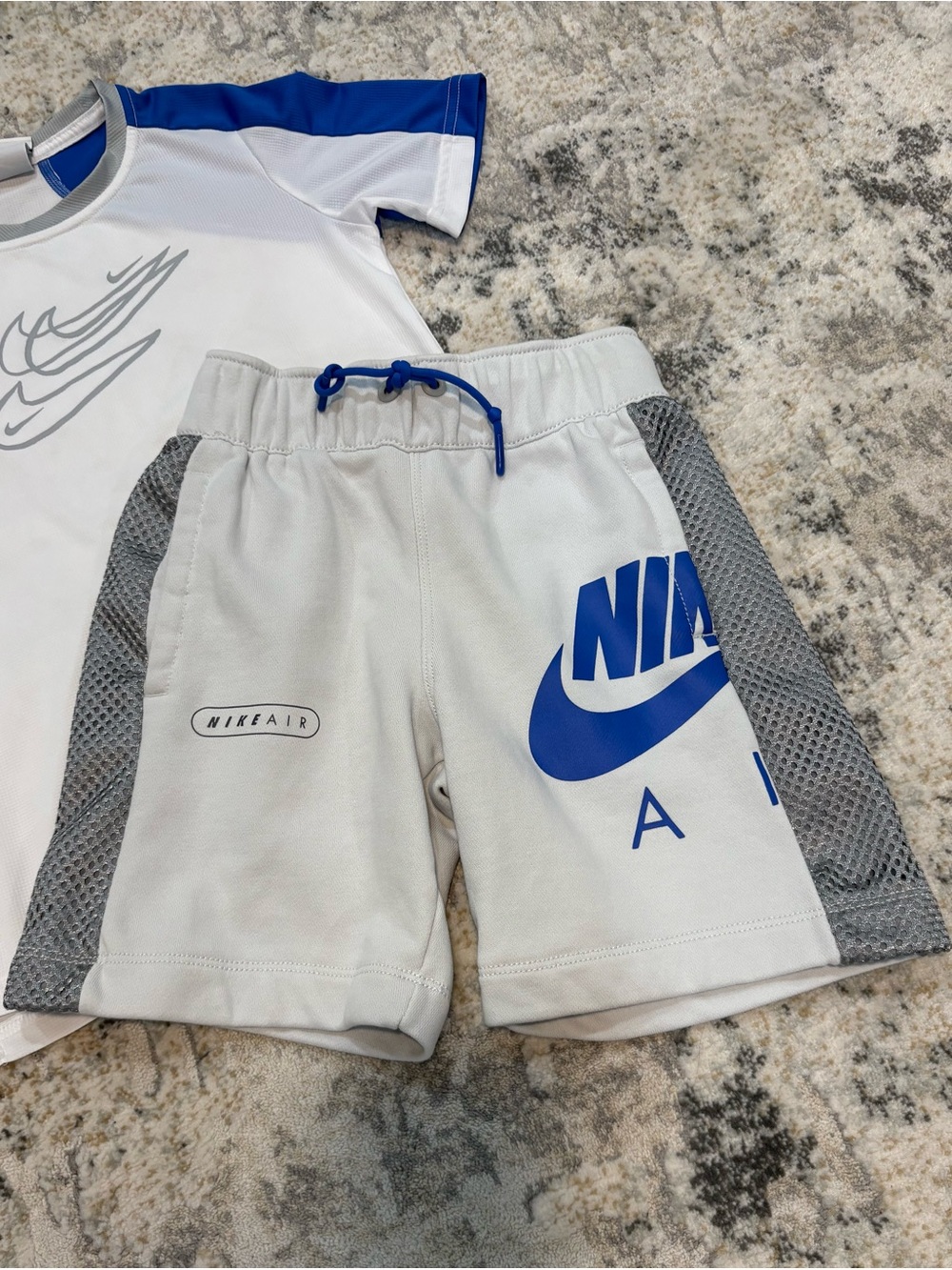 Nike White & Blue Short Sleeve Tee and Shorts Set - Picture 4 of 10
